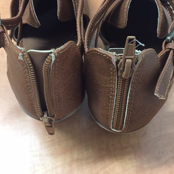 Time and Tru Girls Simple Thong Sandal - Picture 7 of 7